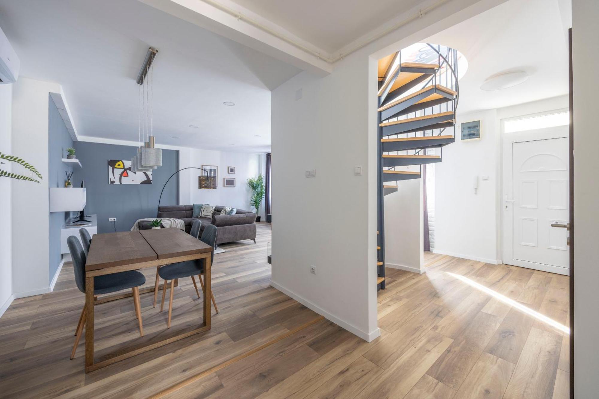 Exclusive & Central Duplex Residence By Prestige Homes 布达佩斯 外观 照片